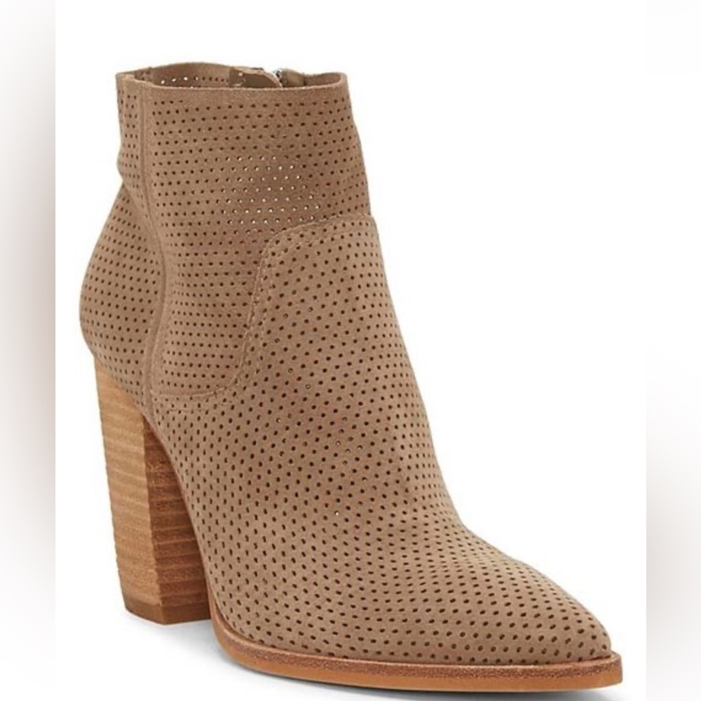 COPY - NWOB Vince Camuto Cava Ankle Suede Bootie Size 10